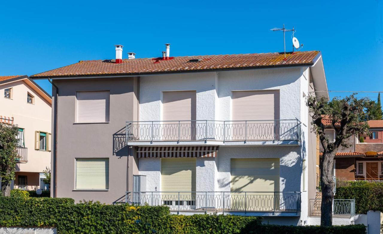 A Casa Di Maria Sirolo Villa Luaran gambar