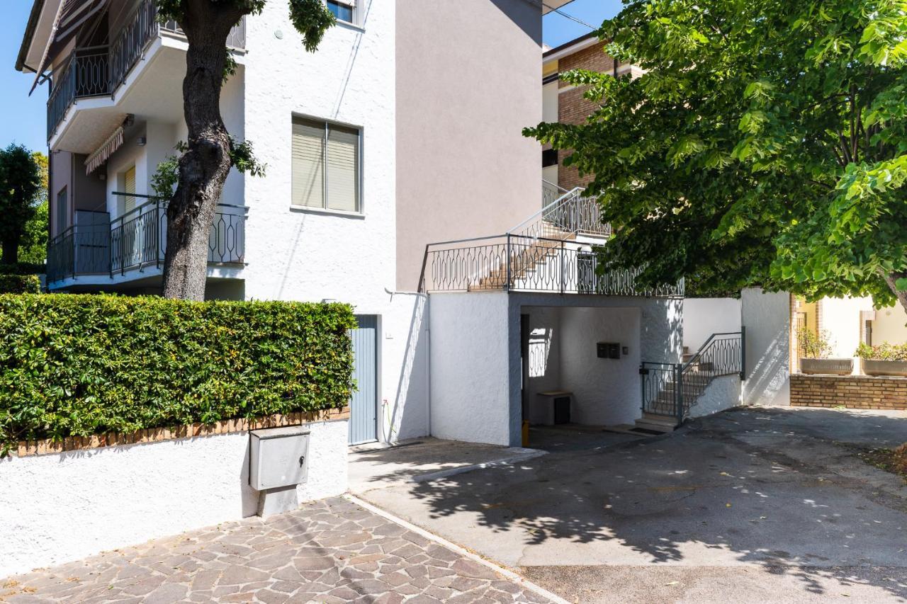 A Casa Di Maria Sirolo Villa Luaran gambar